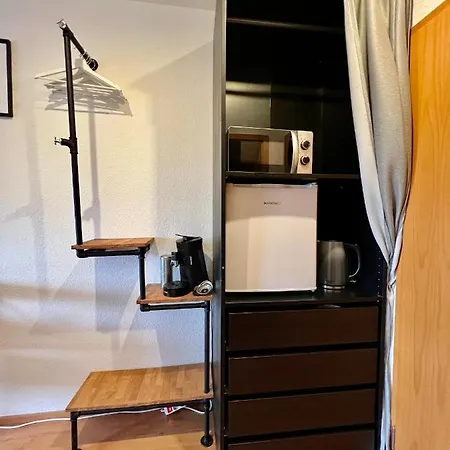 Modernes Doppelzimmer Mit Bad & Ac In Kehl Goldscheuer - 1A Guesthouse Exterior photo