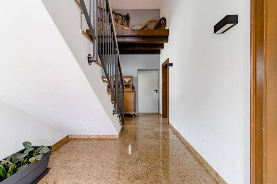 Apartment Modernes Doppelzimmer Mit Bad & Ac In Goldscheuer - 1a Kehl